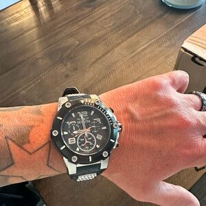 Invicta “gained momentum” Speedway Collection diving watch.